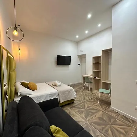 Couette-café San Ferdinando Naples